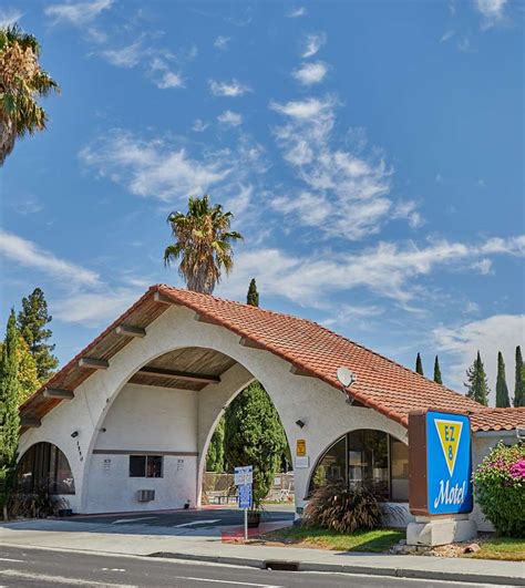 e z 8 motel san jose